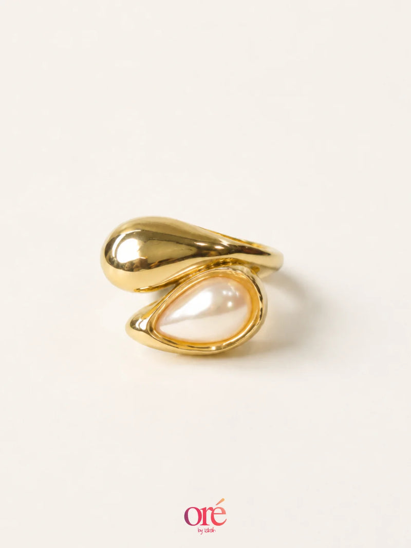 Gold anti-tarnish ring by Oré Jewellery